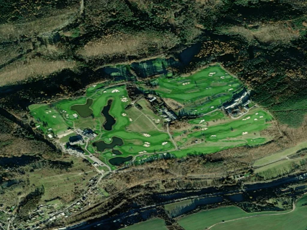 Letecký pohled na Beroun Golf Resort