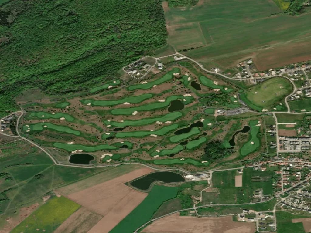 Letecký pohled na Albatross Golf Resort